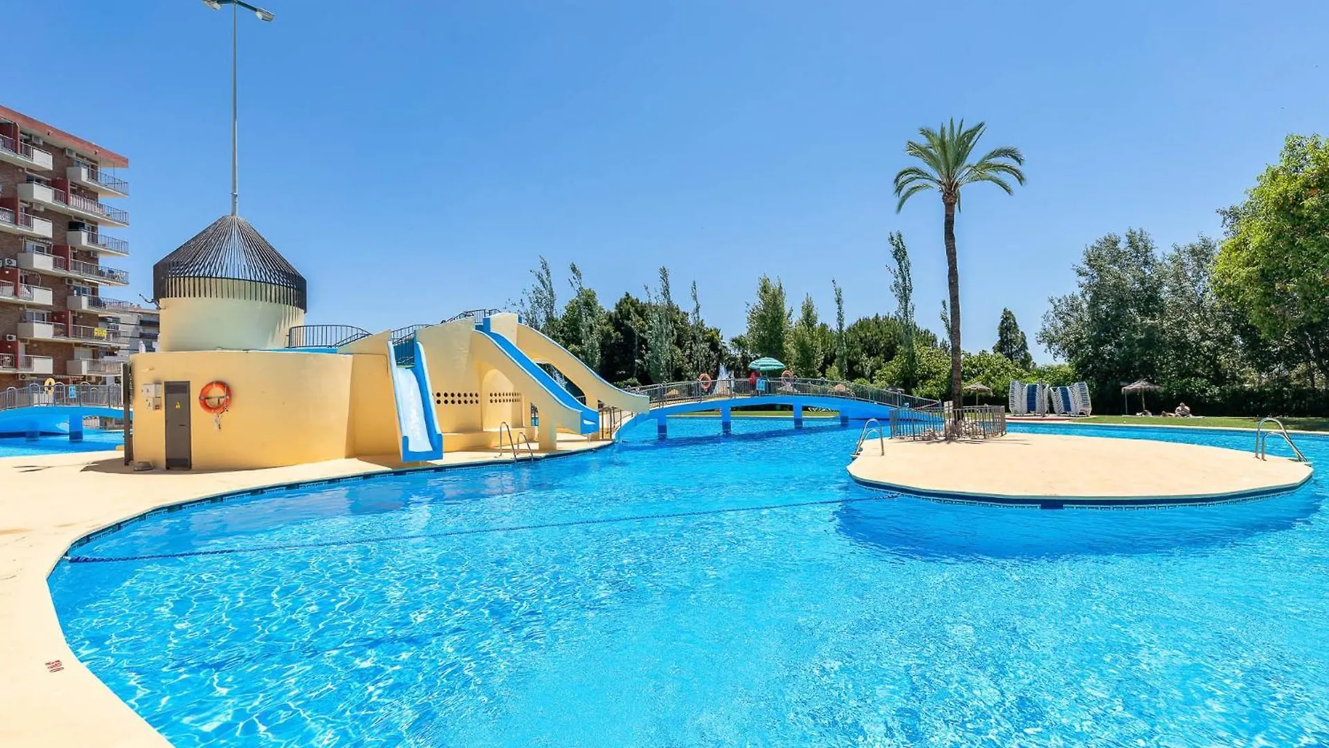 797 Holiday Rentals - Acogedor Estudio Ubicado En Edificio Jupiter Benalmádena Španělsko